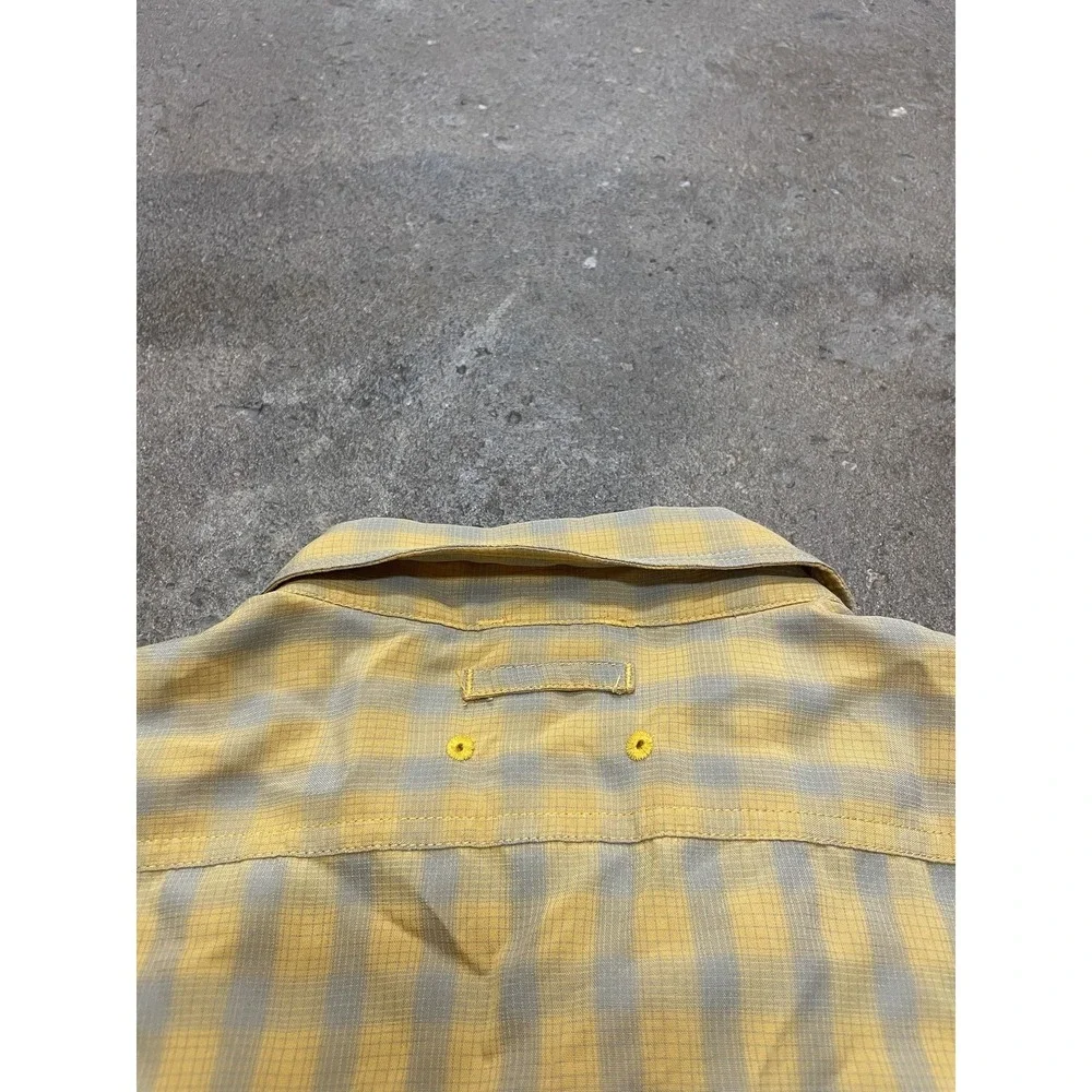The‎ North Face Shirt Mens Medium Yellow Check Short Sleeve Button Up Hiking